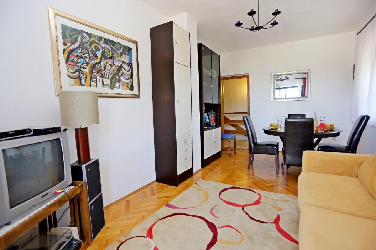 Apartments Dvornik Mirca  Экстерьер фото